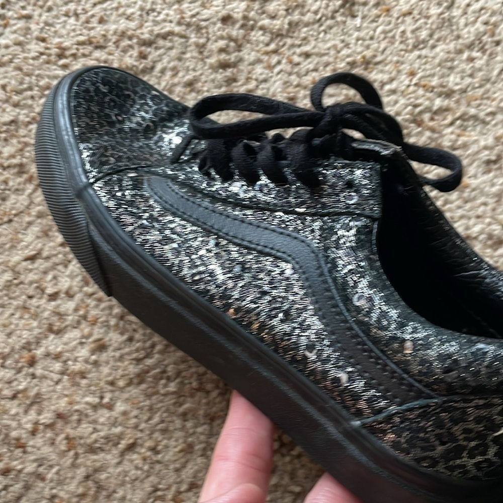Vans silver and blackk sneakers size 5.5 men/7 women’s